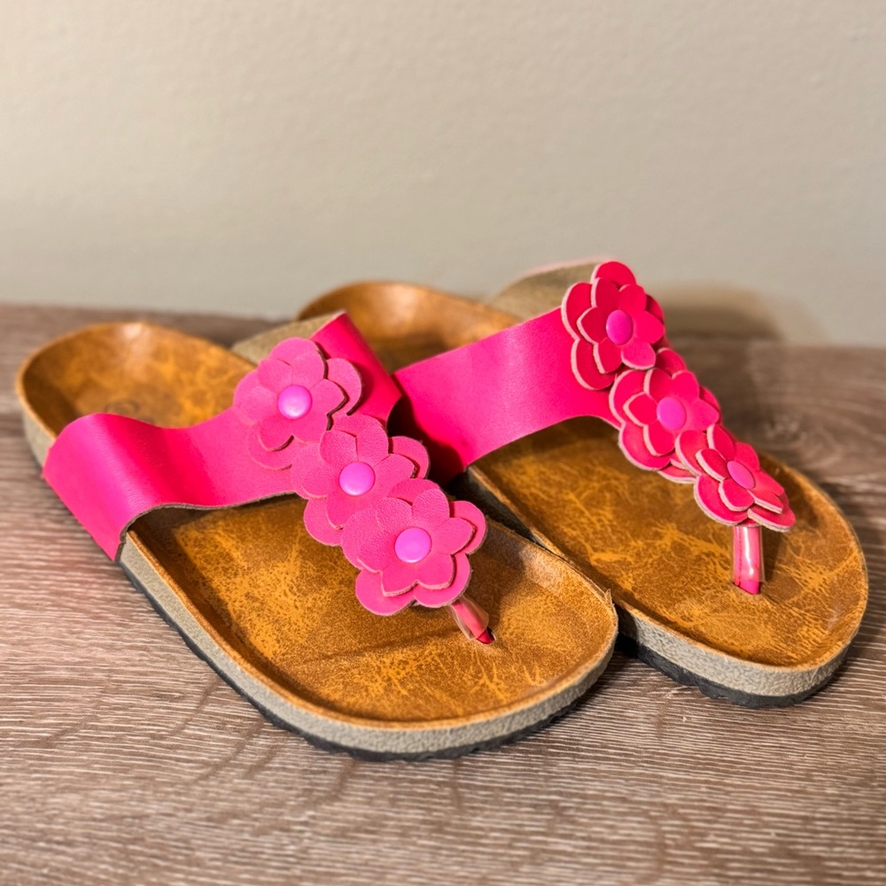 Girls Sandals Size 3 / Bright Pink Floral Slide Sandals